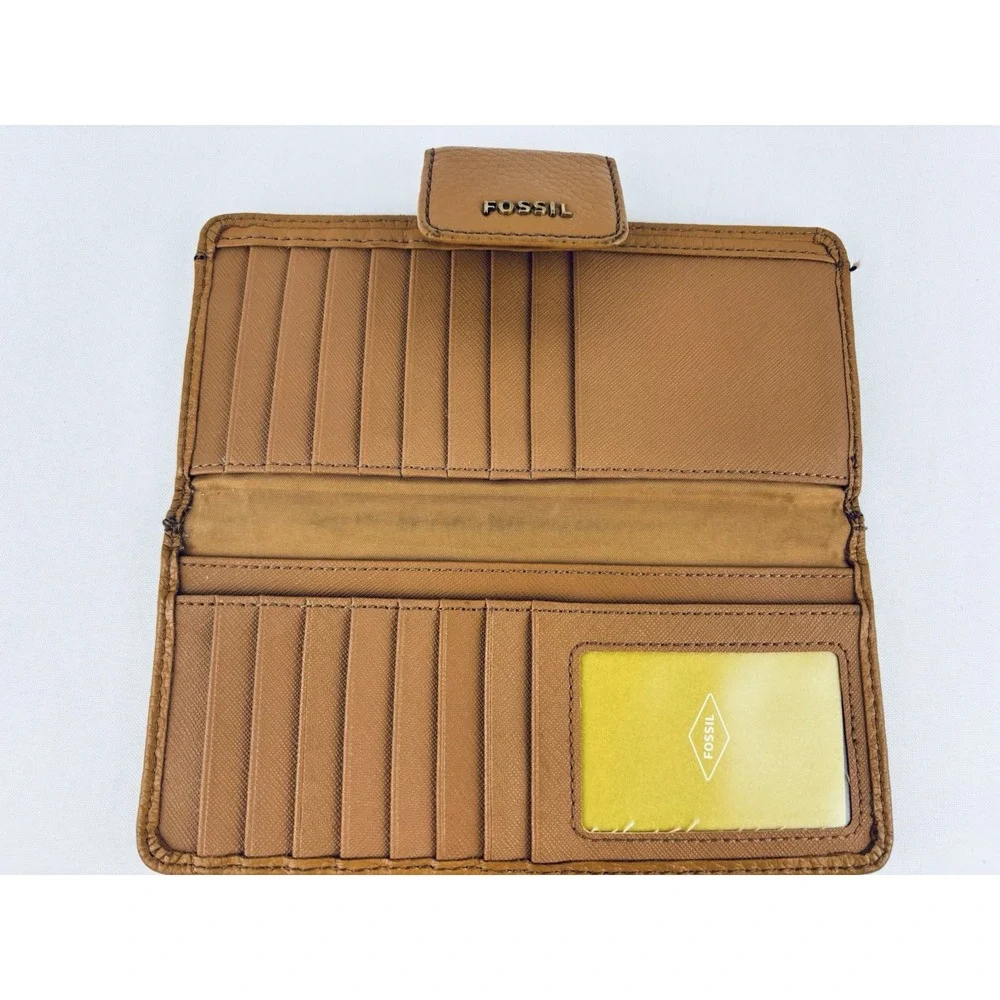 Fossil Logan Zip Around Women's‎ Leather Clutch - Brown Credit Card Holder